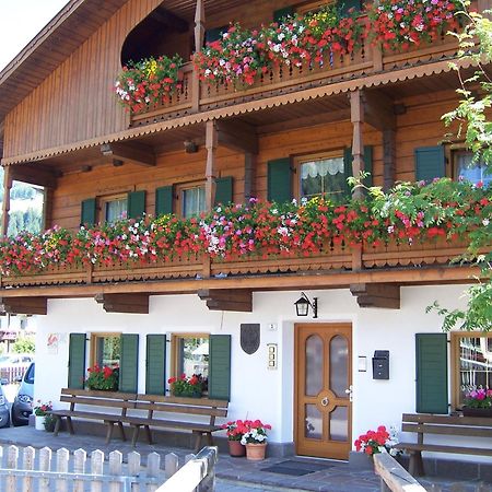Obersanterhof Villa Sexten Buitenkant foto